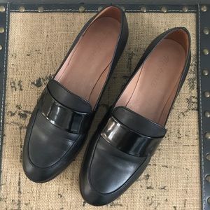 Madewell Black Leather Loafers - comfy!